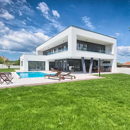 Monte Kope Villa *