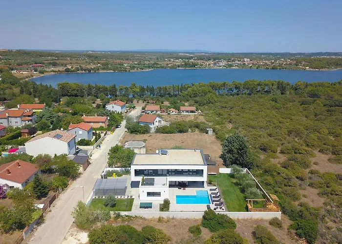 Monte Kope By Istra Vacation Villa *